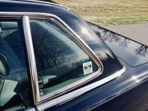 Mercedes-Benz 560 SL 1986 года  (NA)